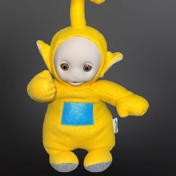 1998 Vintage Lala Playskool Teletubby Plush Yellow Doll 14” - Picture 1 of 5